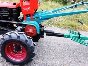 Do-it-yourself walk-behind tractor adapter - types and features