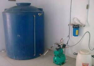 automatic pumping station with storage tank
