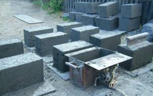 DIY concrete blocks at home