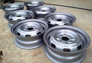 Wheels coated with silver paint