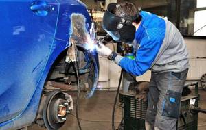 Photo: car body welding