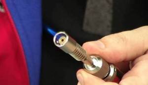 Gas soldering iron - metal cutter photo