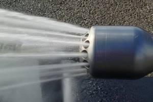Hydrodynamic tip delivers water