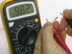 How to check the resistance of a resistor