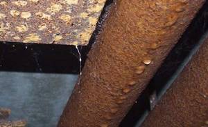 how to remove condensation from cold water pipes