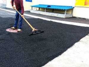 How to lay asphalt chips