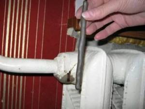 How to fix a leak in an aluminum radiator?