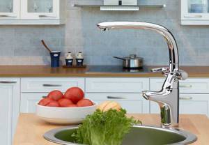 Which kitchen faucet is better to choose? We study the question thoroughly.