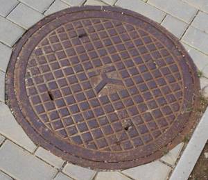sewer manholes price
