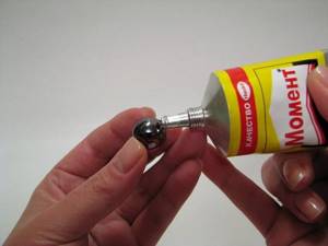 glue for crumb rubber