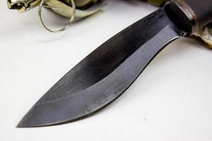 Blade made of 65G