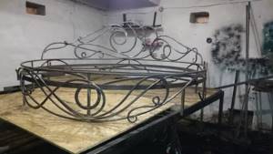 Forged beds, round