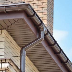 Where to drain water from the roof