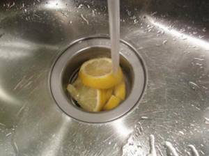 Лимонная кислота при засорах труб