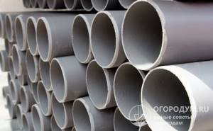 PVC pipes are best suited for constructing a ventilation system: they are resistant to chemical and thermal influences
