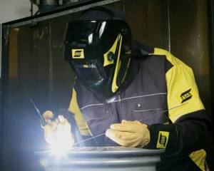 The mask is the main element of protection for the welder
