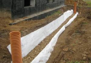 materials for drainage installation