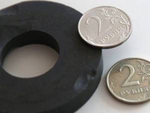 Non-magnetic coins