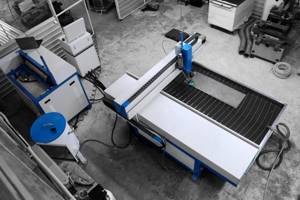 Equipment for waterjet cutting of metal