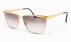 Gold frame glasses
