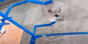 Охлаждение пластиковой формы при помощи специального встроенного модуля на термовакуумном станке компании ЛОБАС