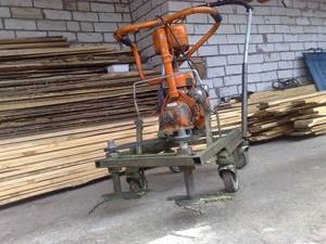 Sawmill from chainsaw Ural