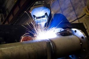 Rules and nuances of semi-automatic pipe welding
