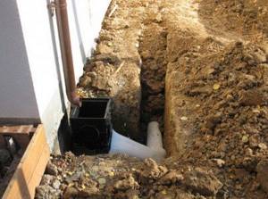 House storm drainage system