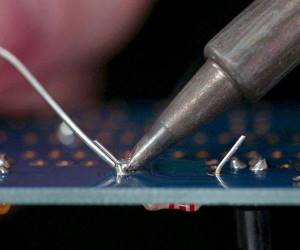 Solder with or without rosin, which is better?