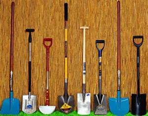 Different types of shovels
