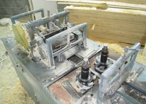 Machine for making lining
