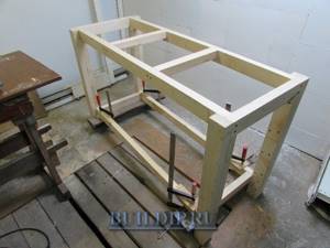 Do-it-yourself carpentry workbench - photo 17.