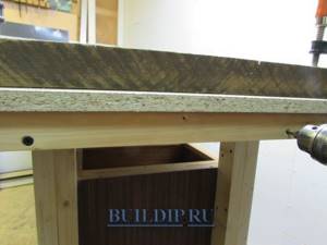 Do-it-yourself carpentry workbench - photo 24.