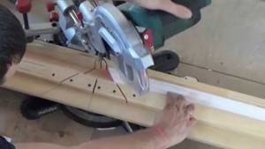 Miter box for baseboards: how to use correctly