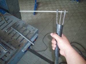 Welding stainless steel with simple electrodes