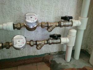 Tachometer meters in a private water supply system