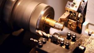 Technologies for machining parts
