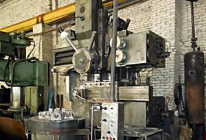 Vertical lathe 1512 at the factory