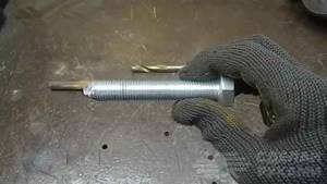 DIY impact screwdriver from an old drill