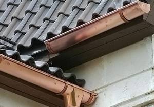 Installing roof flashings