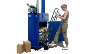The vertical hydraulic baler takes up little space and is suitable for businesses with small waste volumes