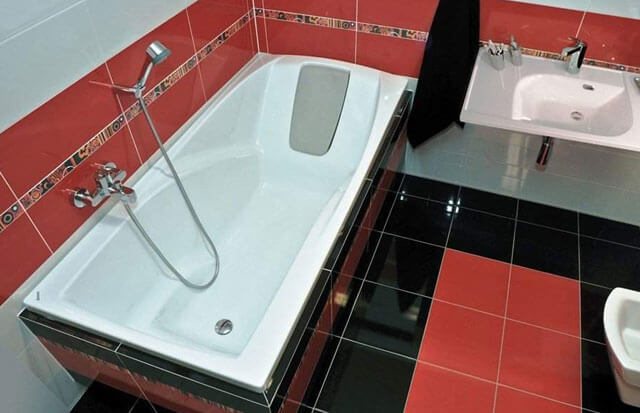 bathtub height from floor with legs